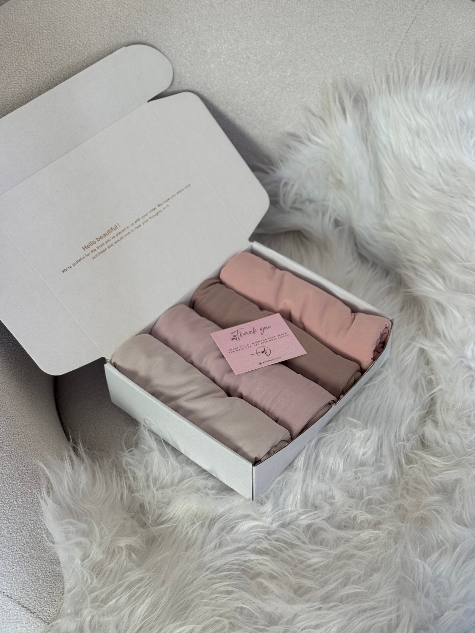 Rosewood Glow – Premium Jersey - Image 2